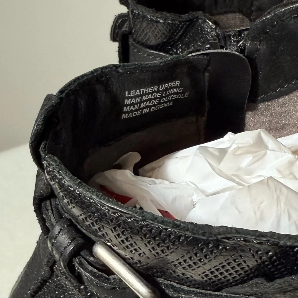 Miz Mooz Black Leather Heeled Boots Women’s Size 38 (7.5 IS) - Picture 8 of 11